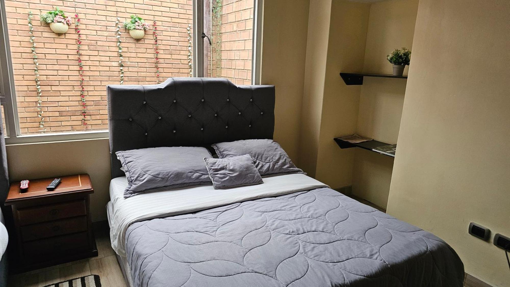 Colisseum Roma House- Campin Simon Bolivar Movistar Embajada Compensar Bogotá Zimmer foto